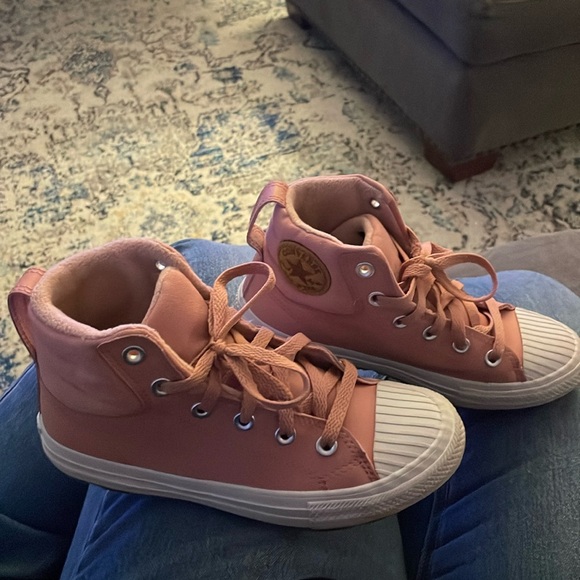 Pink Winter Converse Shoes Youth size 3 - Picture 2 of 10